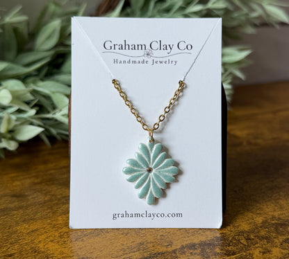 Floral Burst Necklace